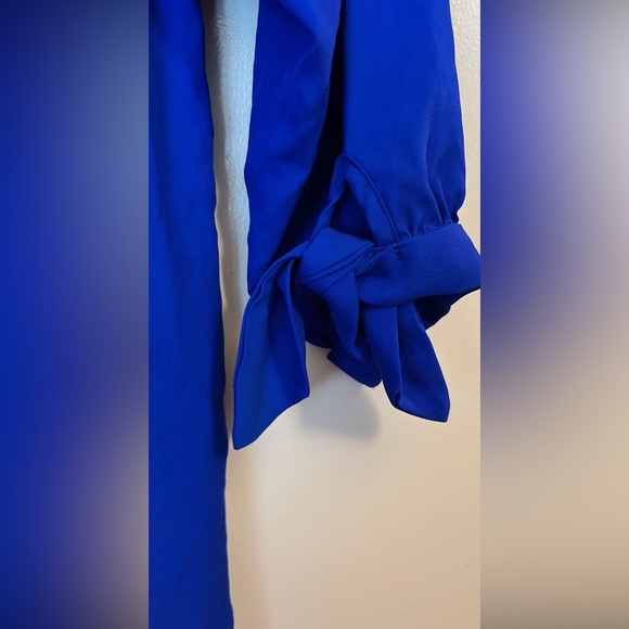 ✨ Royal Blue Moa Moa Top ✨ - Picture 4 of 4